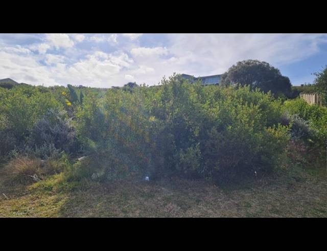 1,020M² VACANT LAND FOR SALE IN DANA BAY